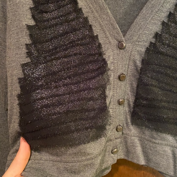 Vera Wang Women’s Charcoal Crop Cardigan (PM) - Picture 3 of 6